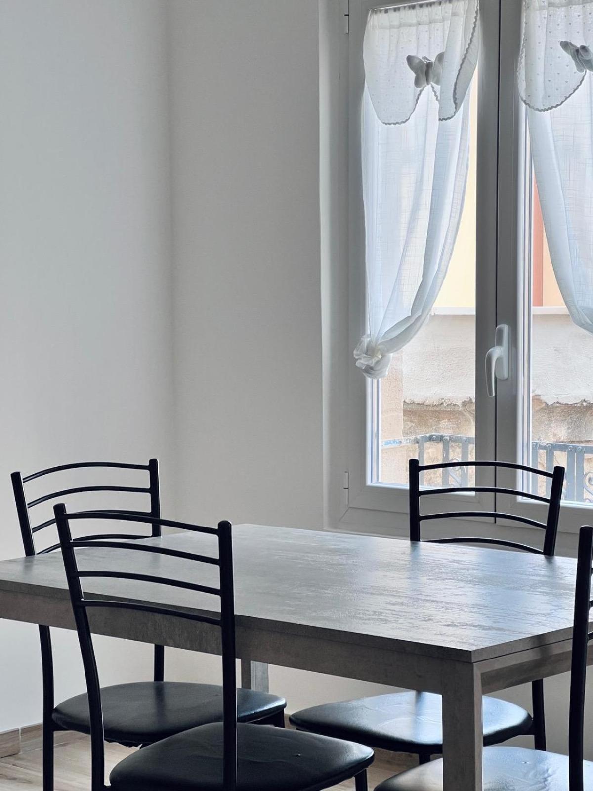 Macario Apartment In The Old Town Бари Экстерьер фото